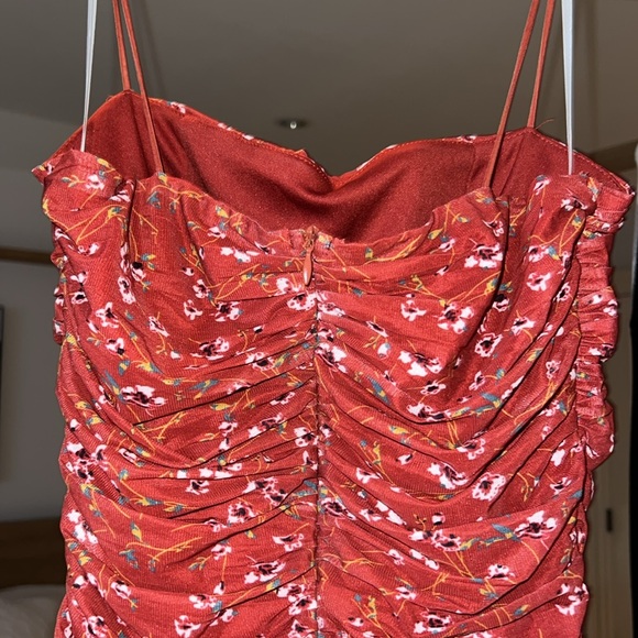 NEVER WORN - Hello Molly Got You Good Ruffled Lined Red Flower Dress - Picture 4 of 6